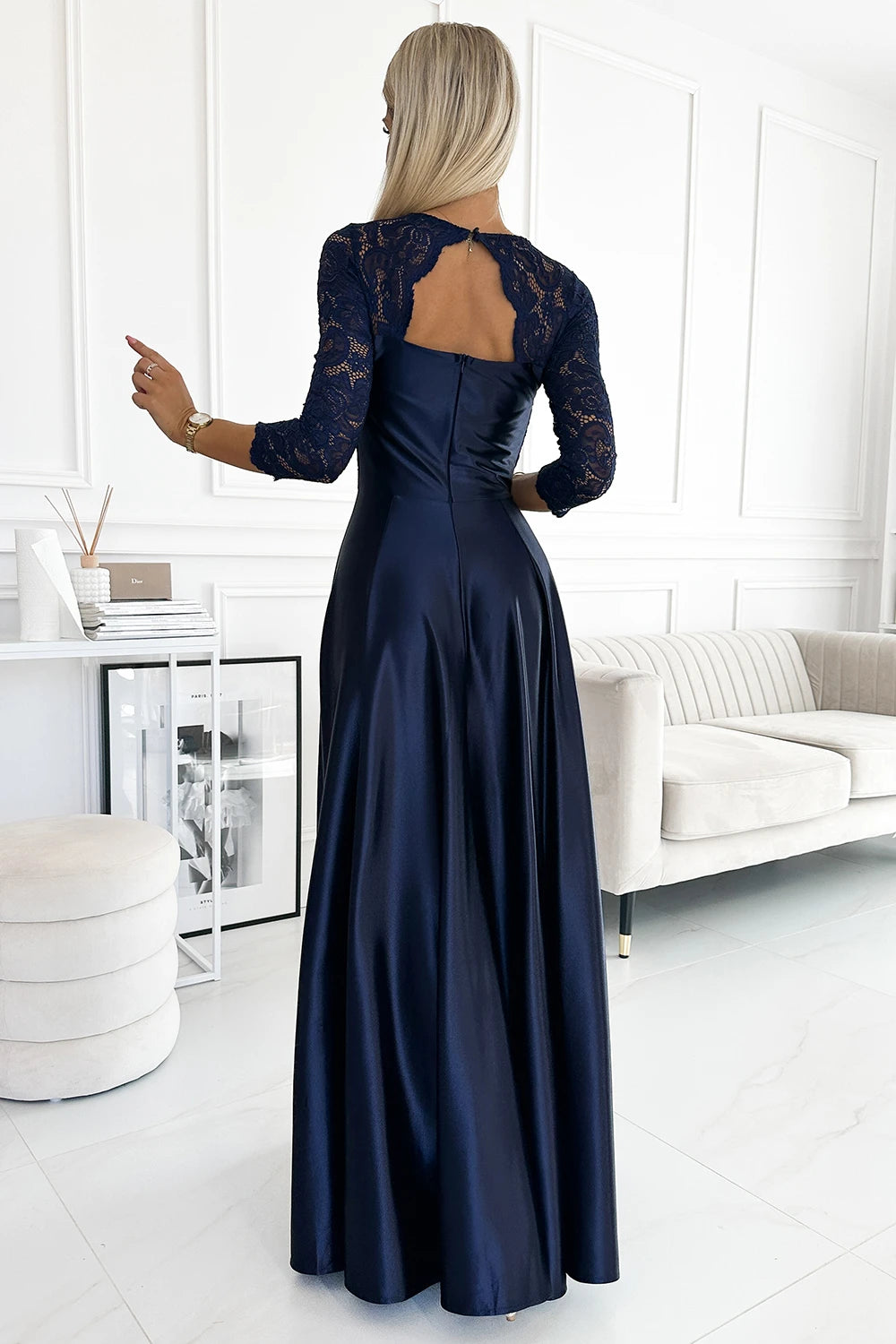 Vestido longo de cetim com rendas AMBER - azul marinho