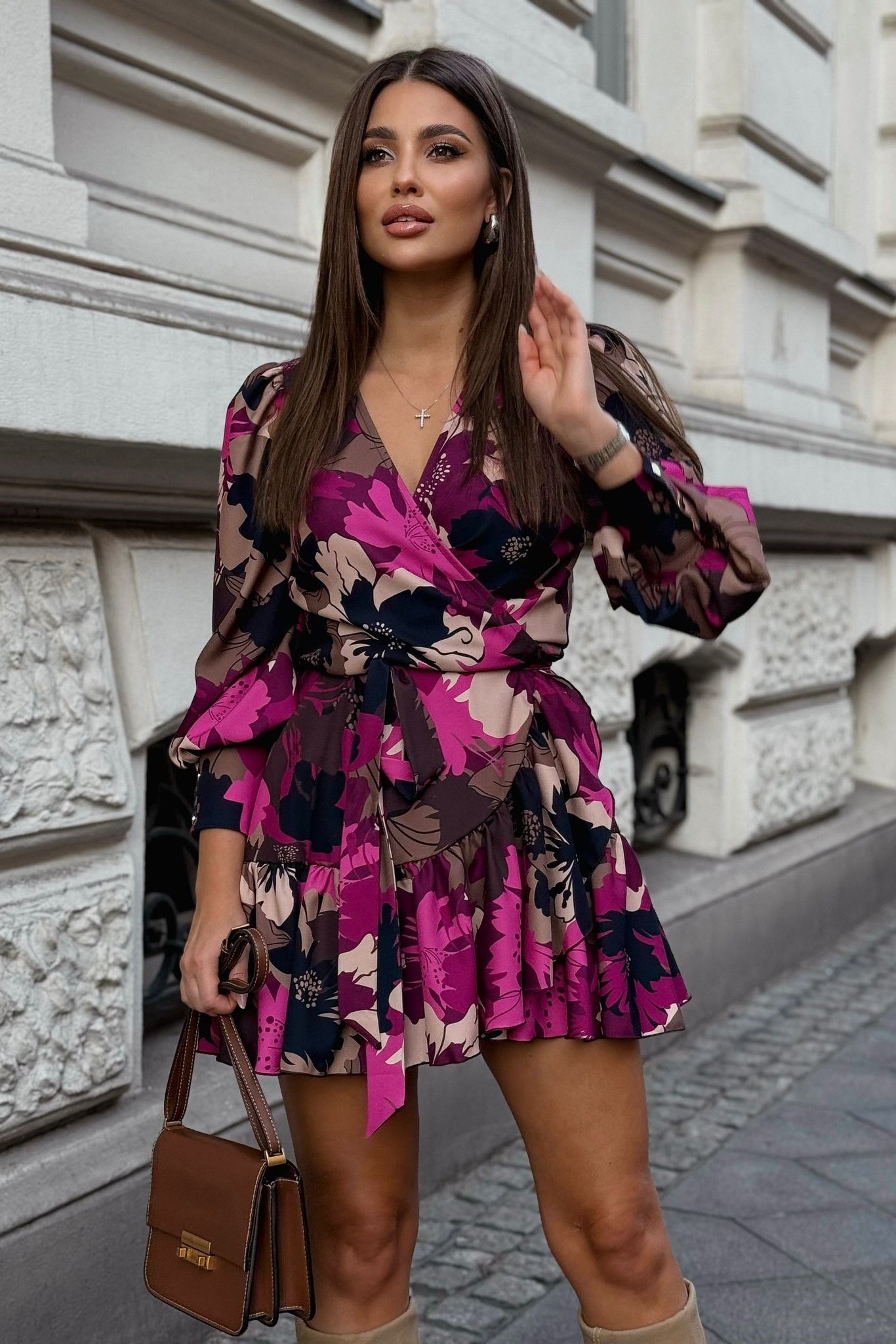 Vestido Curto ANNA - Flores Fúcsia