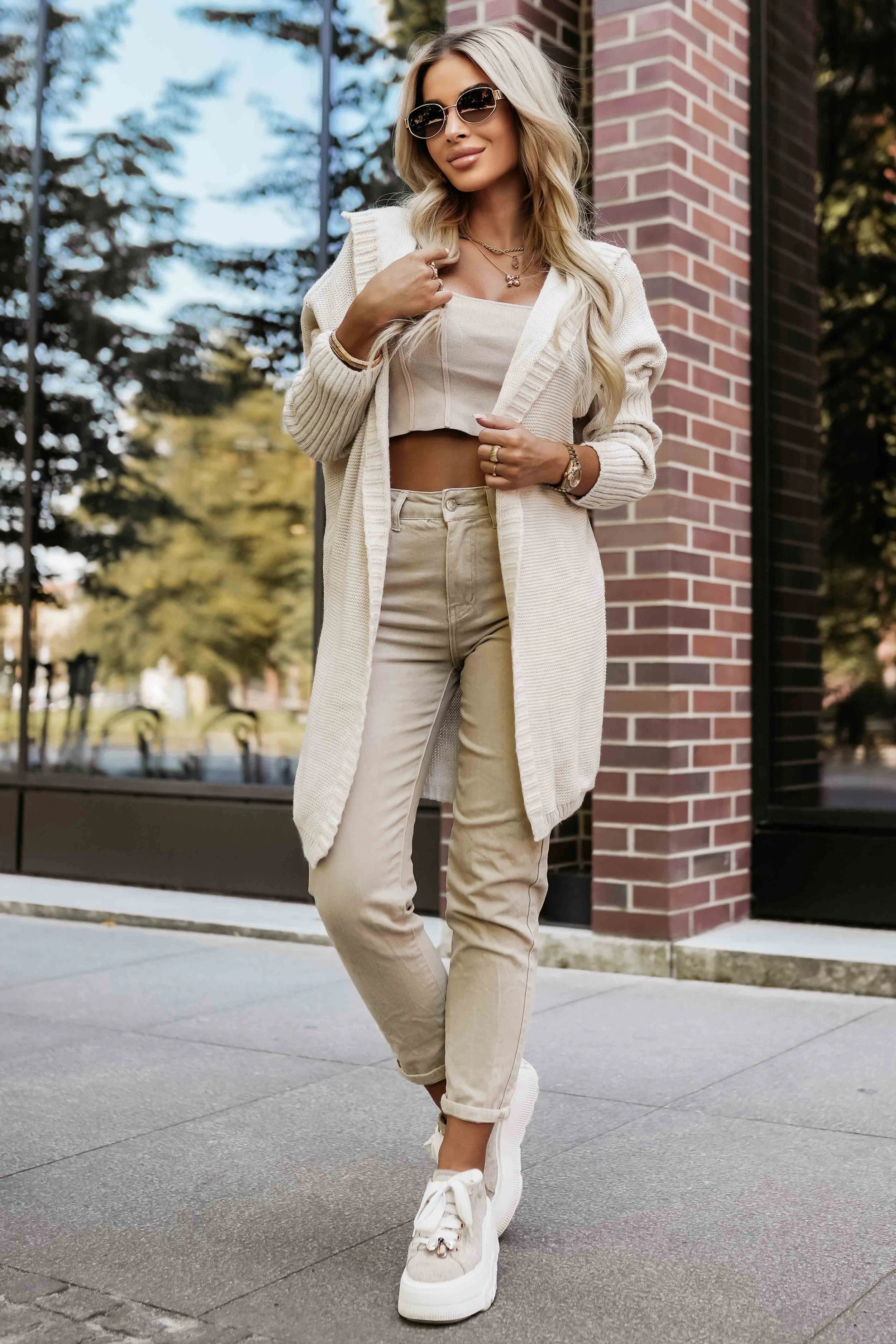 Cardigan Oversize com Capuz - Bege – vista 2