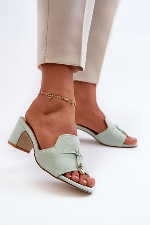 Chinelos de dedo modelo 198675 Pise com estilo