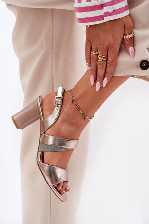 Sandálias de tacão modelo 212909 Pise com estilo