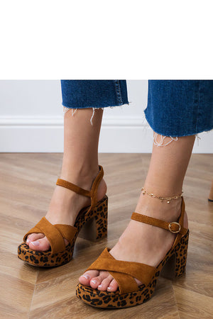 Sandálias de salto modelo 213413 PRIMO