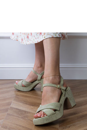 Sandálias de salto modelo 213414 PRIMO