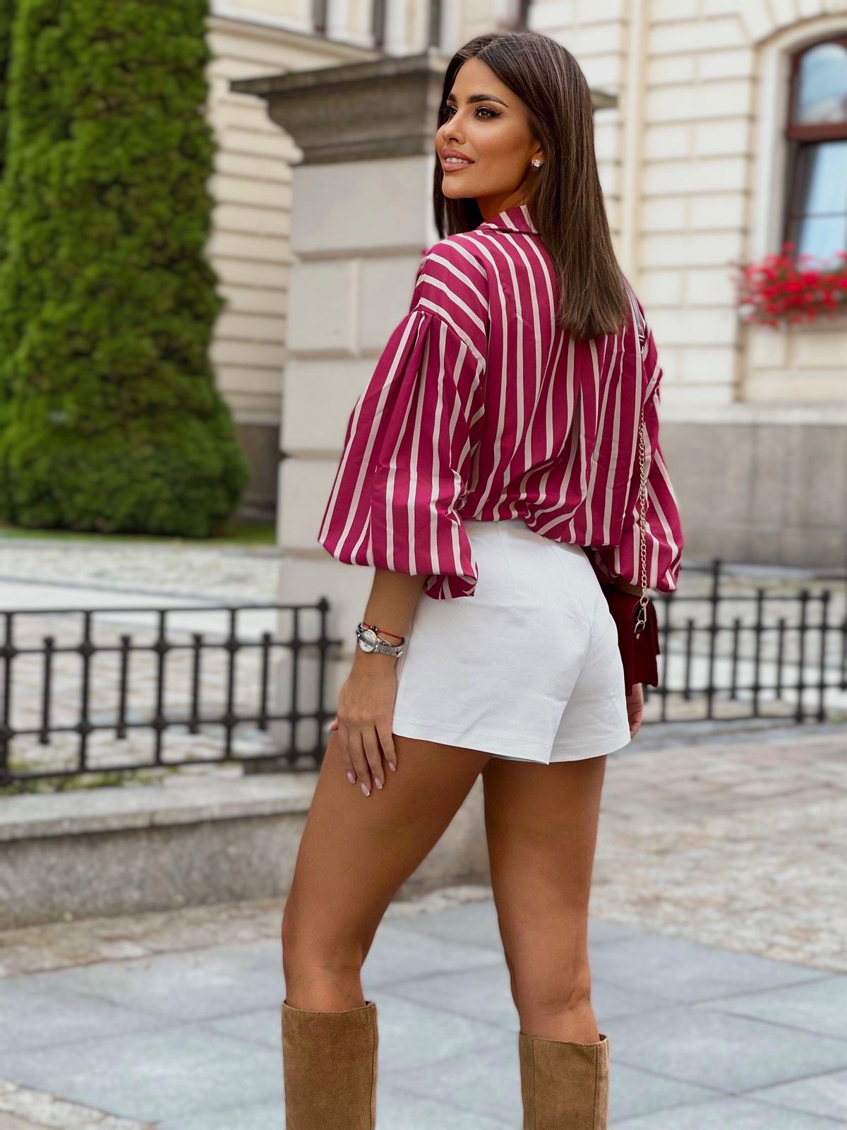 Camisa Oversize - Vermelha às Riscas