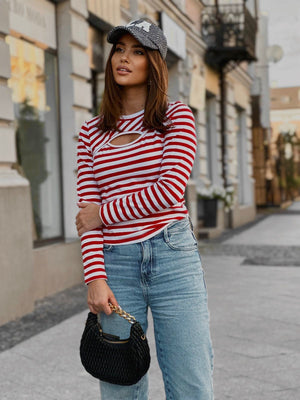 Blusa às Riscas com Fenda — Vermelha — imagem 1