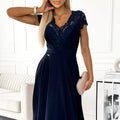 Vestido de Chiffon LINDA com Decote em Renda - Azul-Marinho
