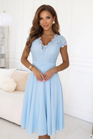 Vestido de Chiffon LINDA com Decote de Renda - Azul