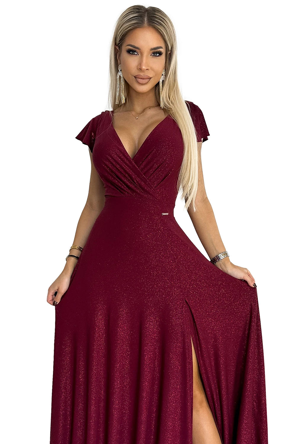 Vestido Longo CRYSTAL com Brilho e Decote — Bordô — imagem 8