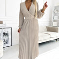 Vestido Midi Plissado Viviana com Decote, Mangas Longas e Cinto