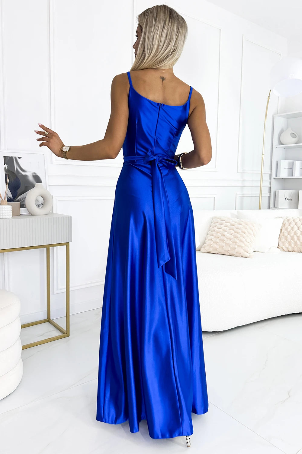 Vestido Longo JULIET em Cetim com Decote e Fenda - Azul Real