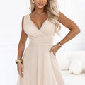 Vestido de Tule Elegante com Decote e Laço - Bege