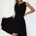 Vestido Assimétrico com Costas Mais Compridas - Preto