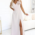 Vestido Longo com Flor no Ombro e Fenda