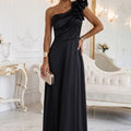 Vestido Longo Satinado Preto de um Ombro Só com Folho Decorativo
