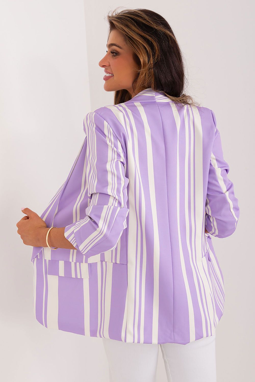  Casaco modelo 196573 Itália Moda