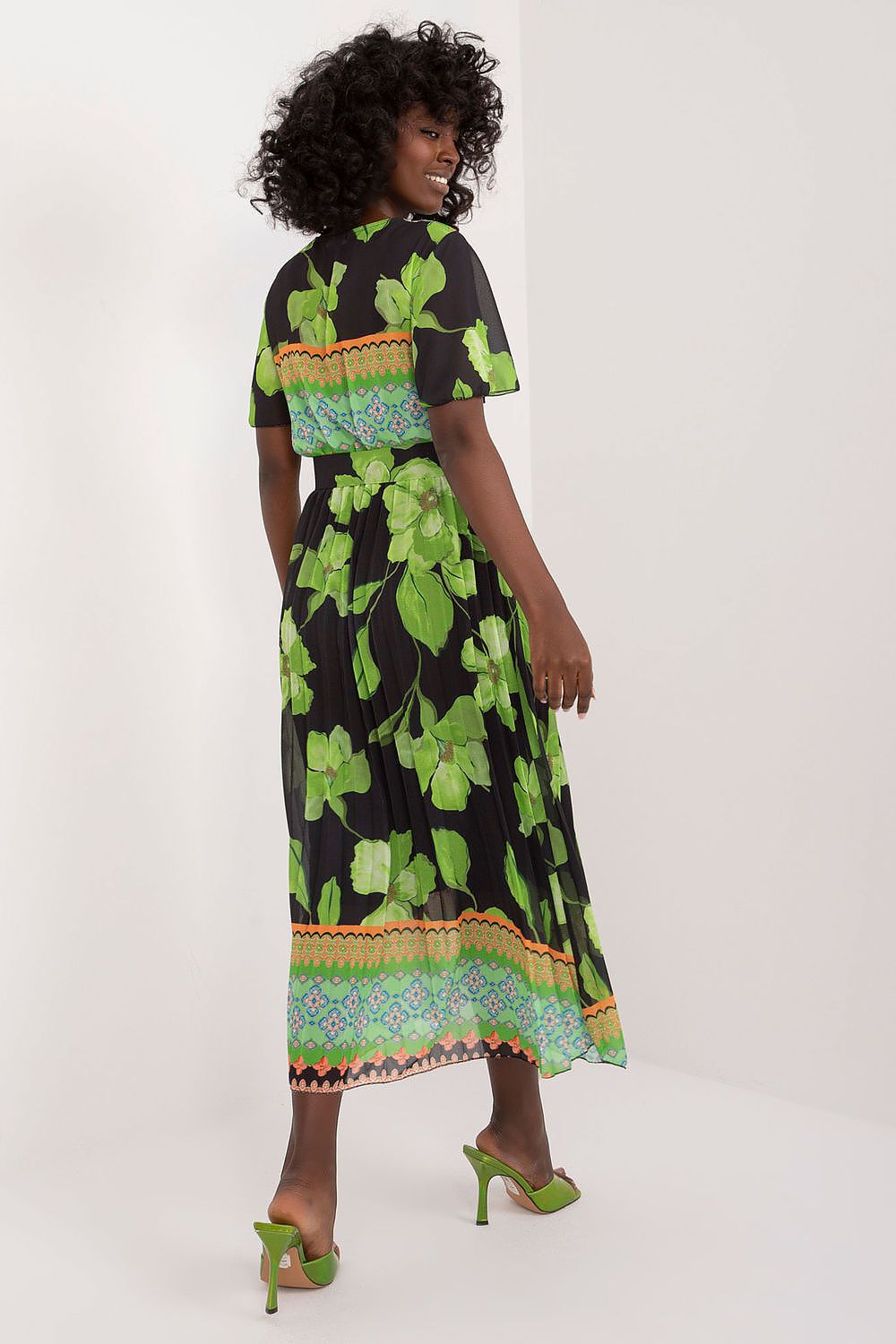  Vestido de dia modelo 196590 Itália Moda