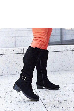  Botas de cano alto modelo 204767 Solea