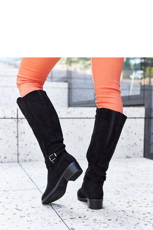  Botas de cano alto modelo 204767 Solea