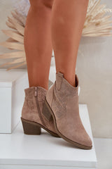  Botas de salto alto modelo 208465 Pise com estilo