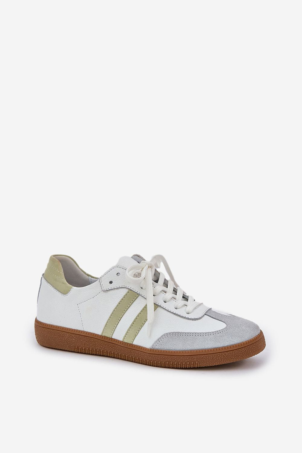  Sapatos desportivos modelo 208538 Pise com estilo