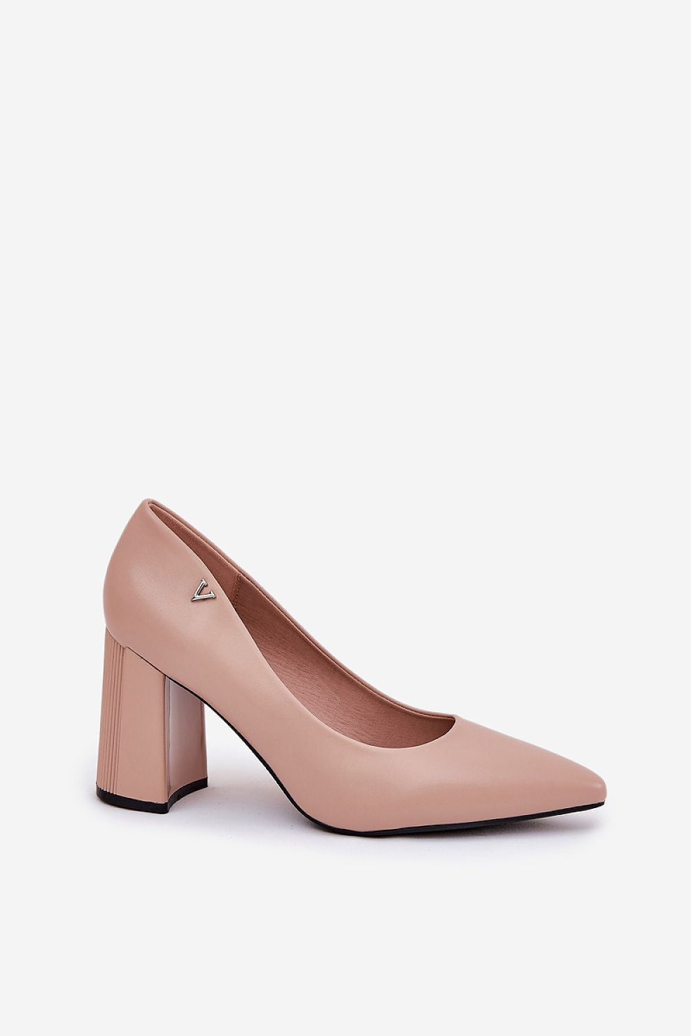 Sapatos de salto alto, modelo 209781 Um passo em frente com estilo