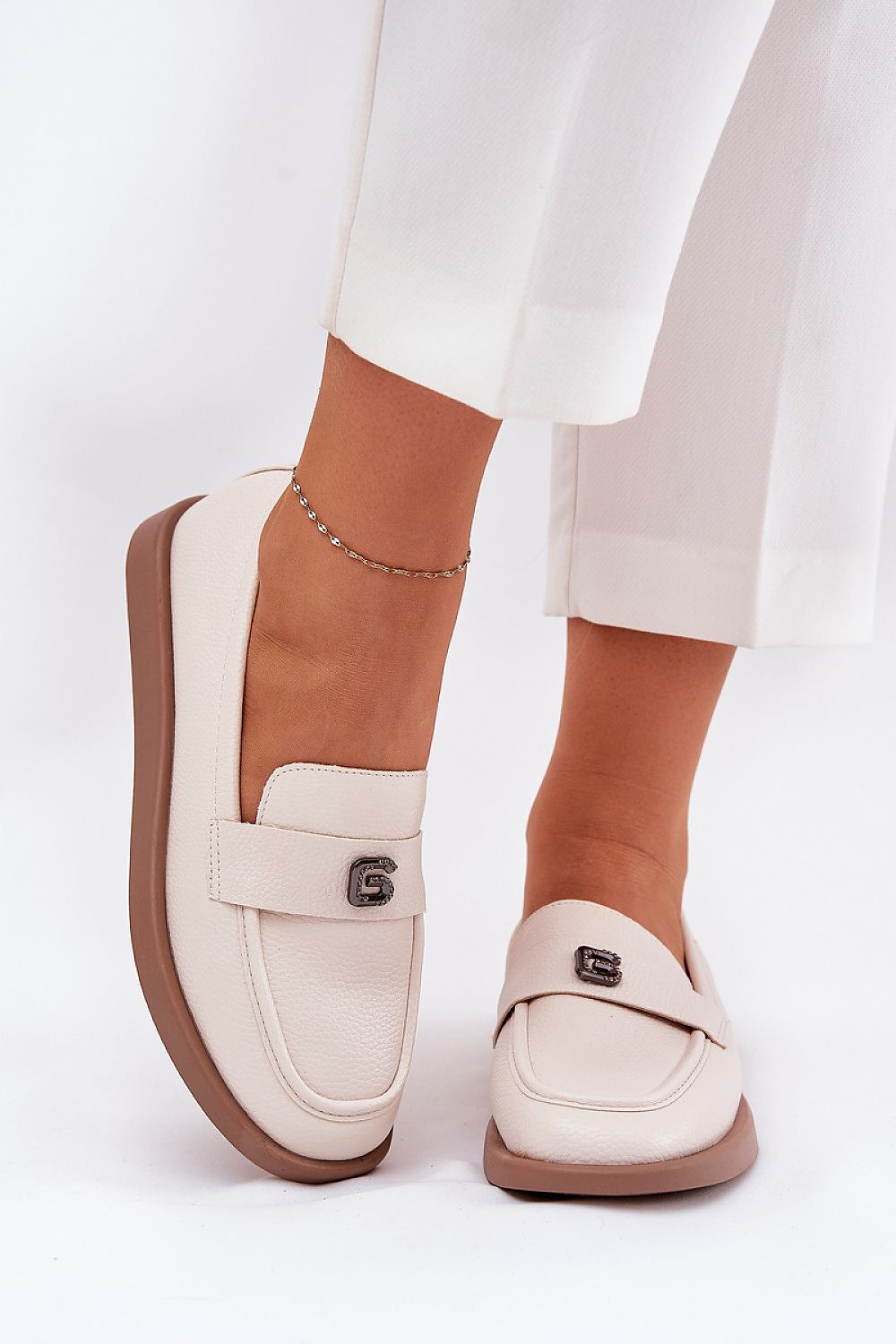  Mocassim modelo 209783 Pise com estilo