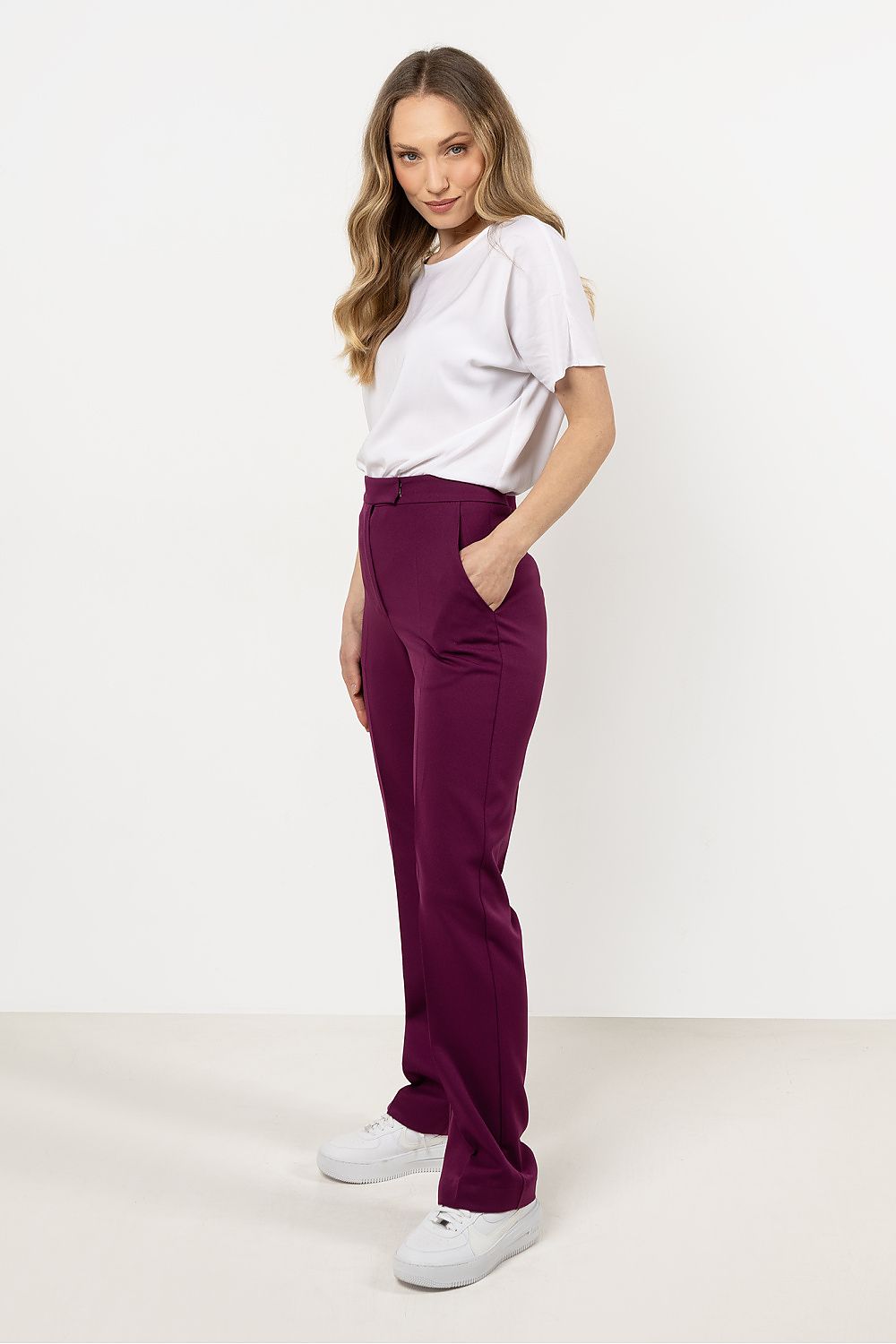  Calças de senhora modelo 212220 awama