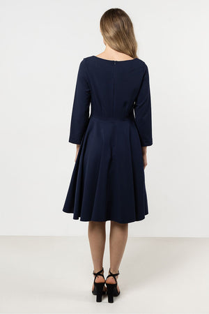  Vestido de dia modelo 212238 awama