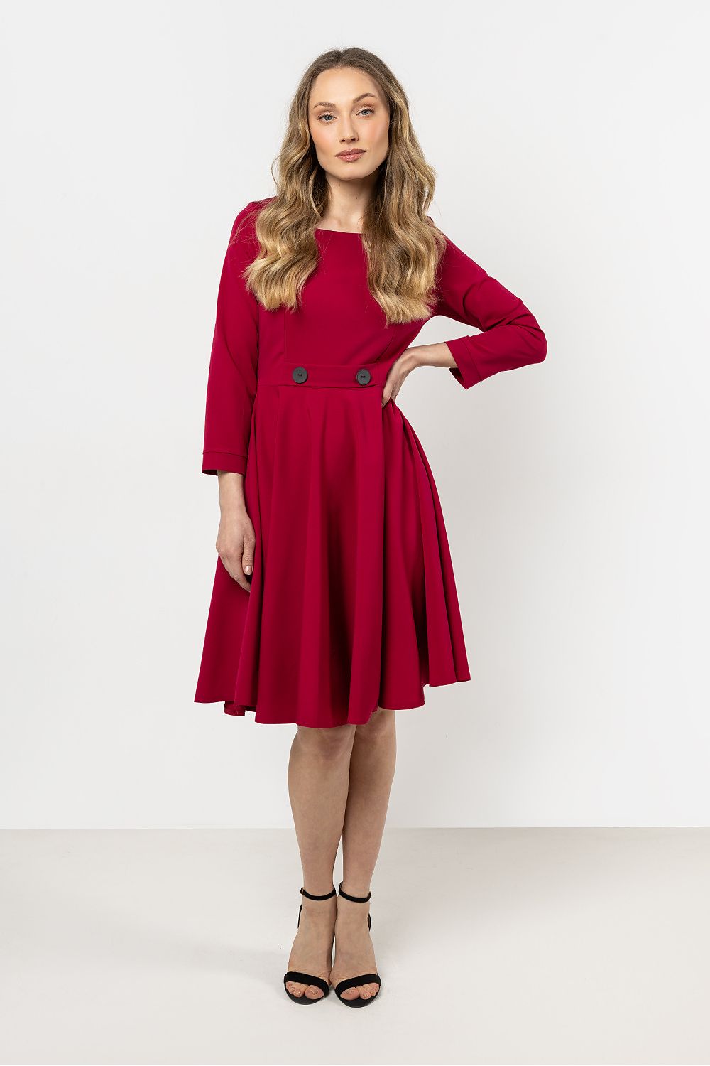 Vestido de dia modelo 212239 awama