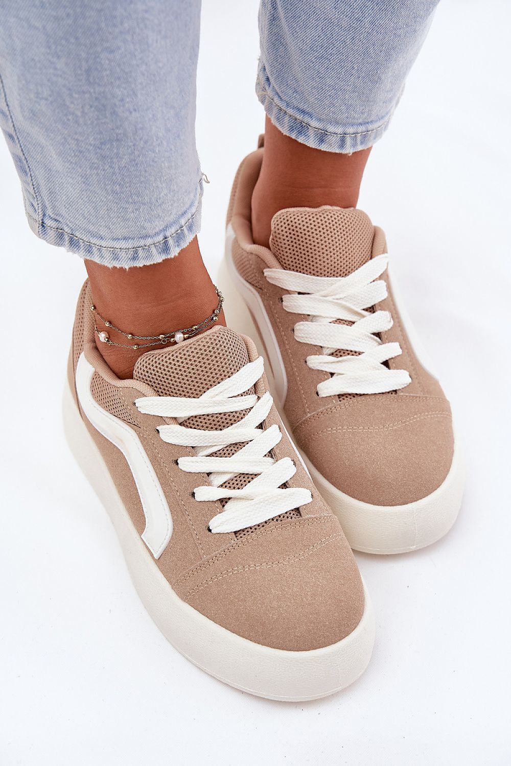  Calçado desportivo modelo 213193 Pise com estilo