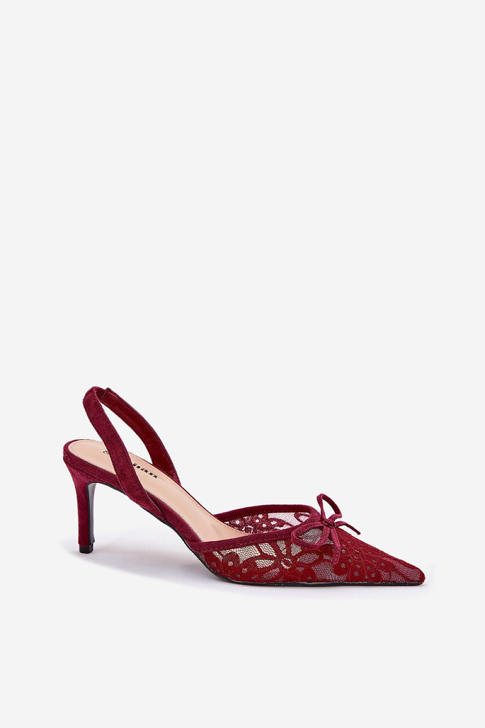 Sapatos de salto alto modelo 213881 Um passo em frente com estilo