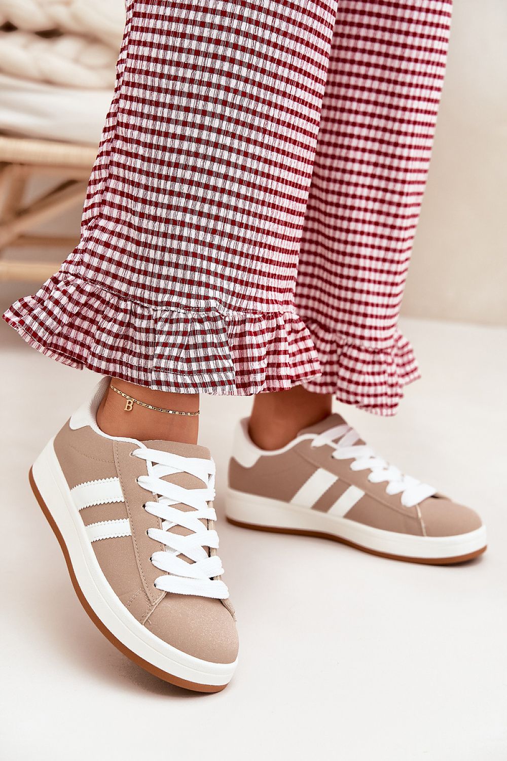  Calçado desportivo modelo 214315 Pise com estilo