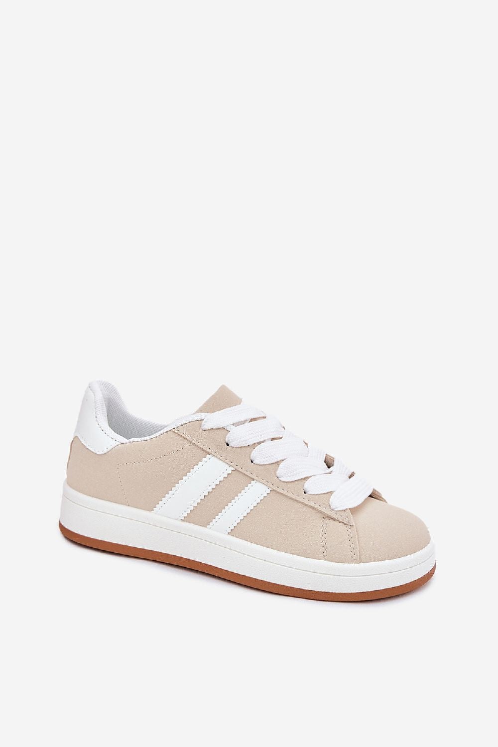  Calçado desportivo modelo 214316 Pise com estilo