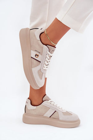  Sapatos desportivos modelo 215474 Pise com estilo