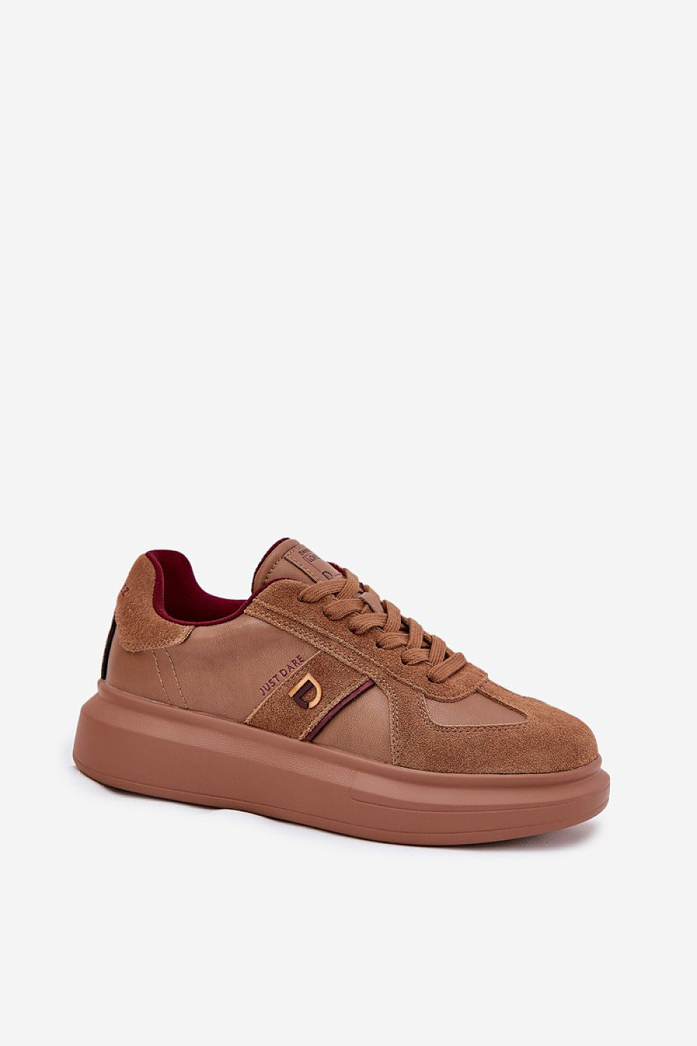  Calçado desportivo modelo 215475 Pise com estilo