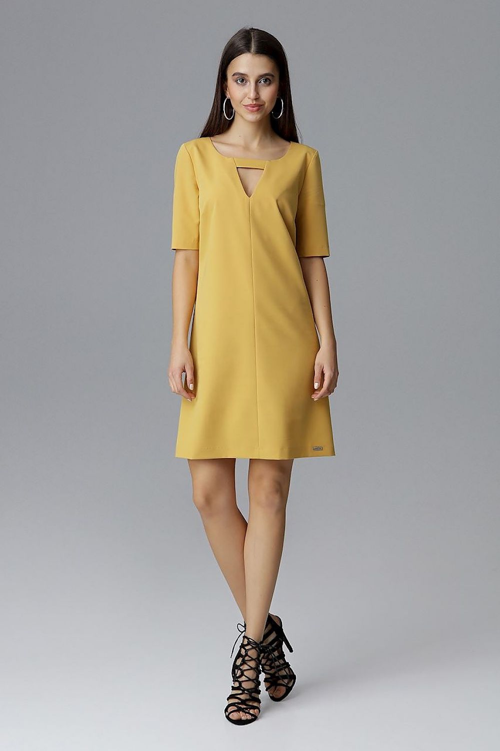  Vestido de dia modelo 126010 Figl