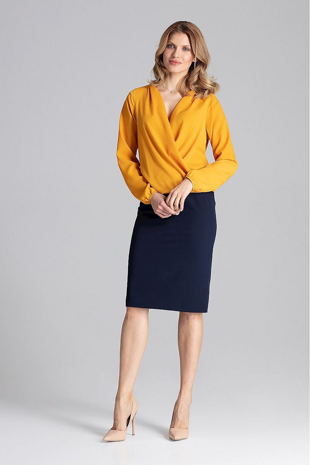  Blusa modelo 129767 Figl