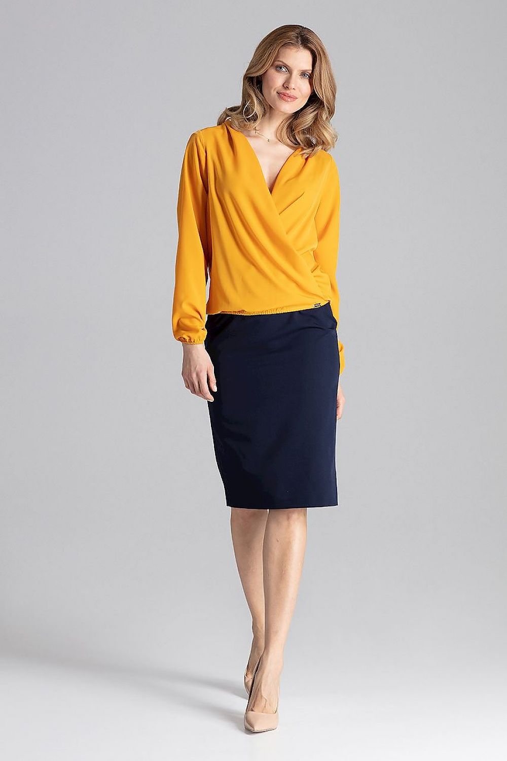  Blusa modelo 129767 Figl