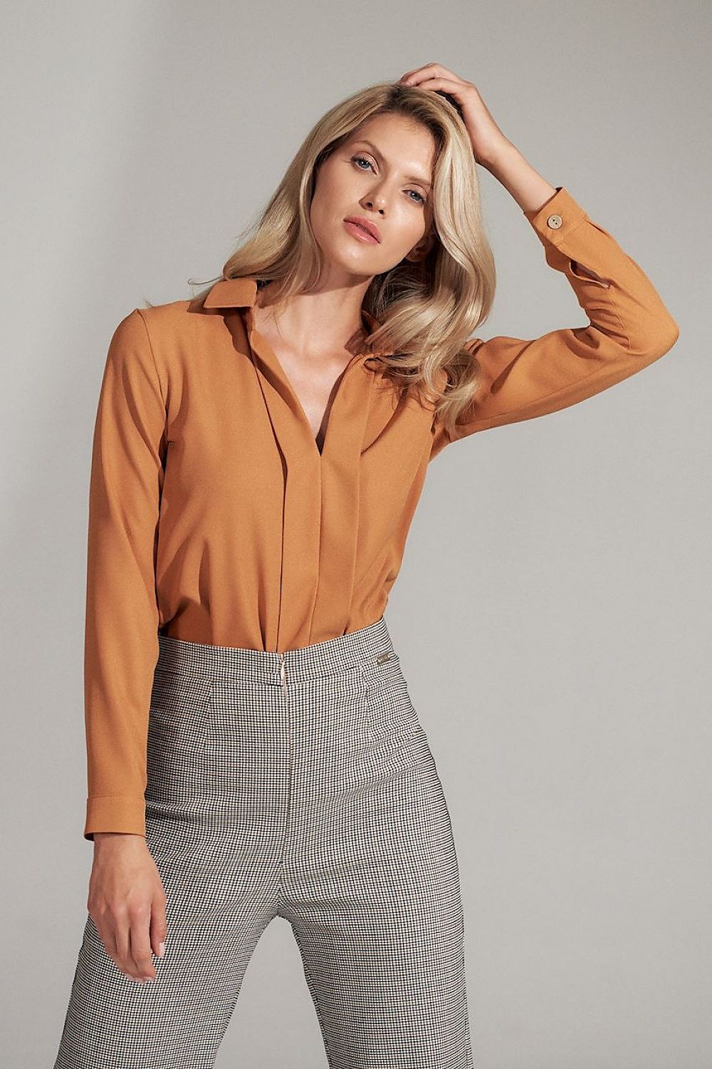  Blusa modelo 150431 Figl