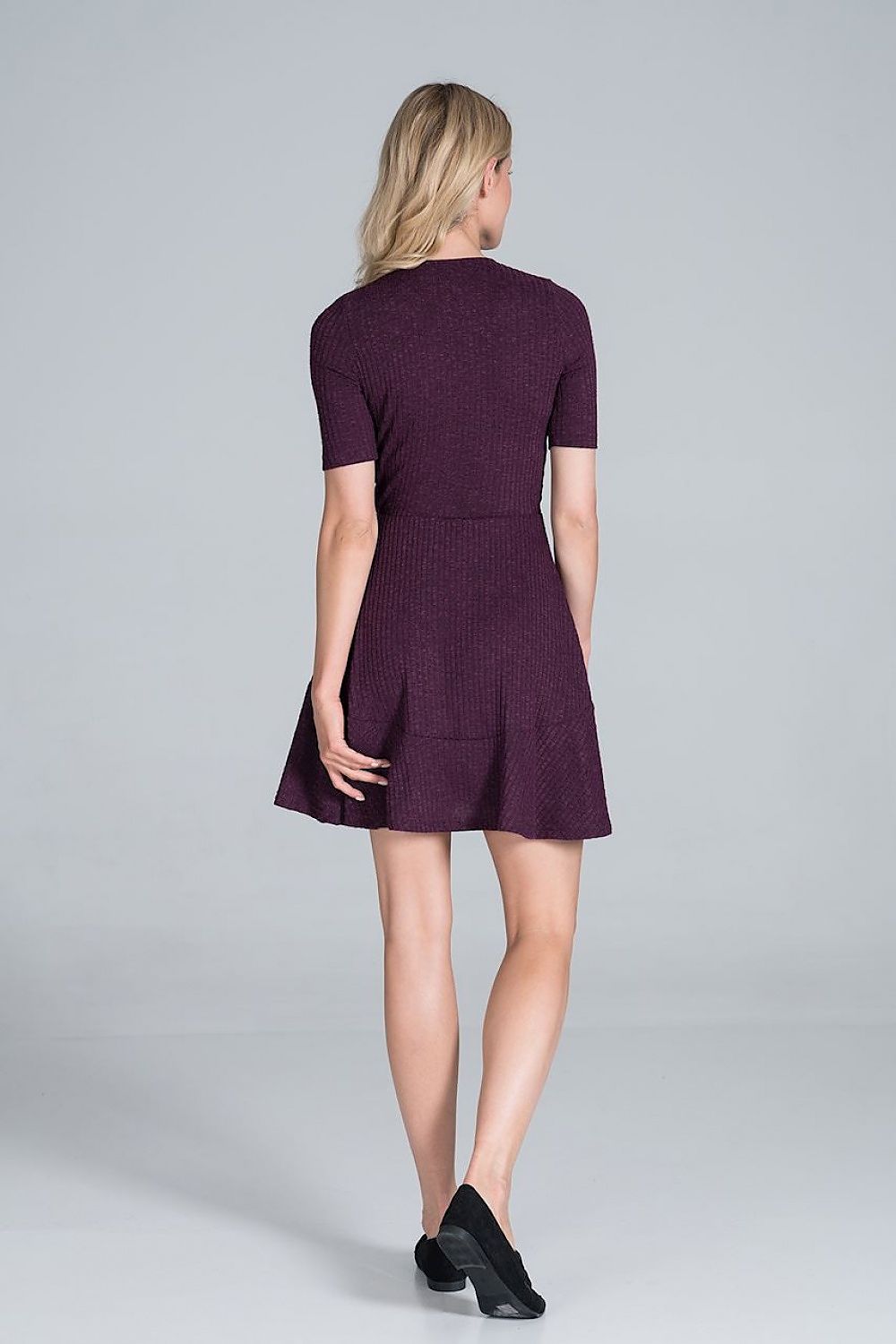  Vestido de dia modelo 157532 Figl