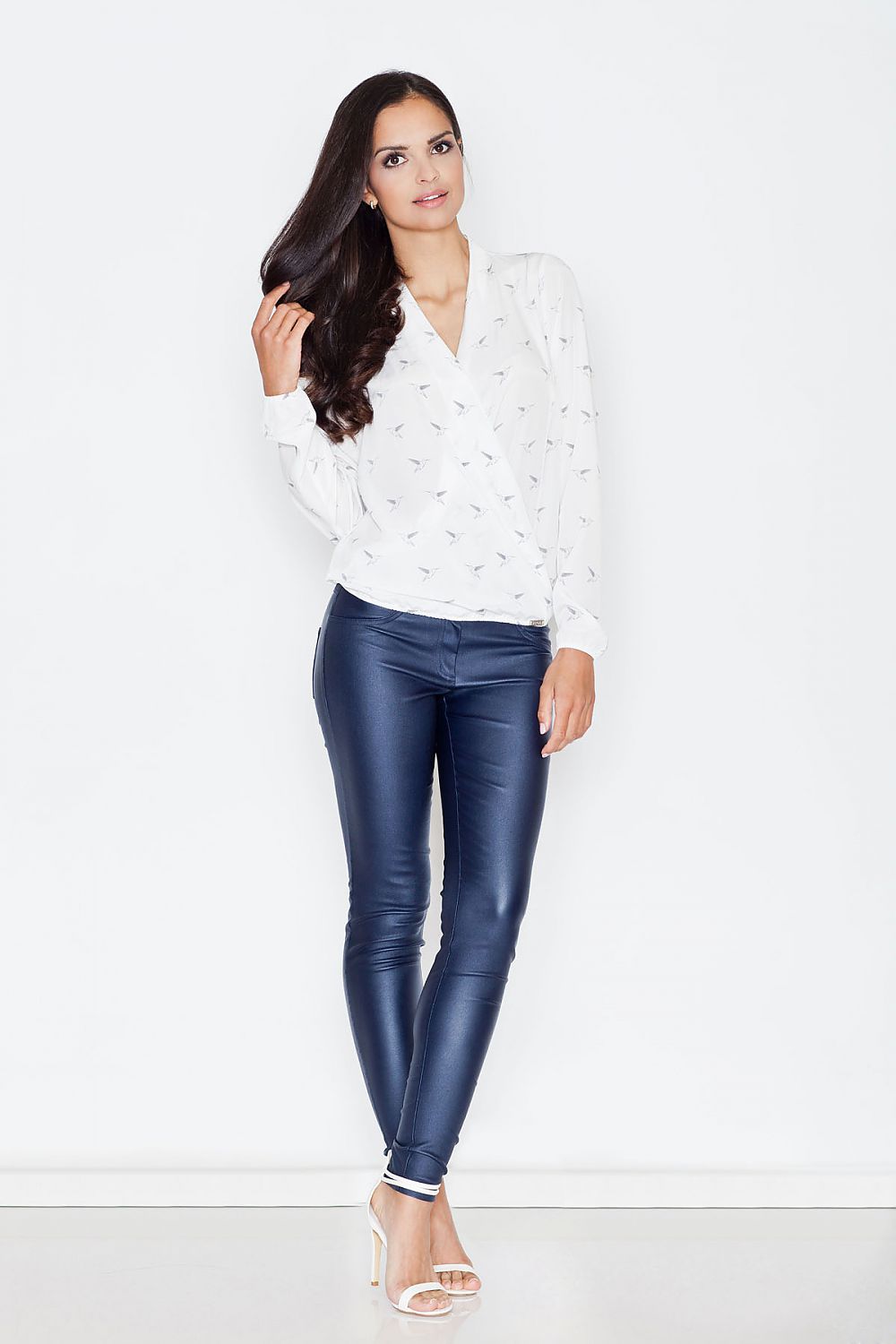  Blusa modelo 43771 Figl